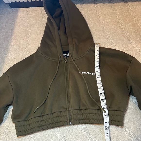 Alphalete Women’s Classic Capital Full Zip Crop Jacket Olive Green Size XS - Picture 2 of 7